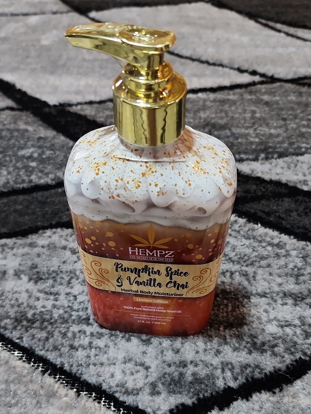 HEMPZ LIMITED EDITION PUMPKIN SPICE & VANILLA CHAI HERBAL BODY MOISTURIZER